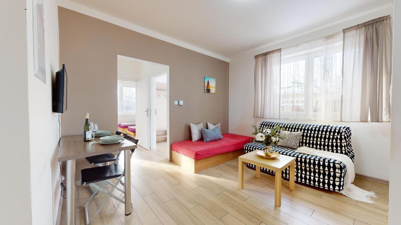 Apartmán Esser Milovice  Exterior foto